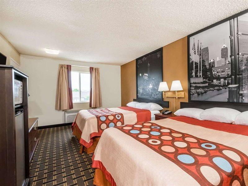 מלון Super 8 By Wyndham Indianapolis/Ne/Castleton Area מראה חיצוני תמונה