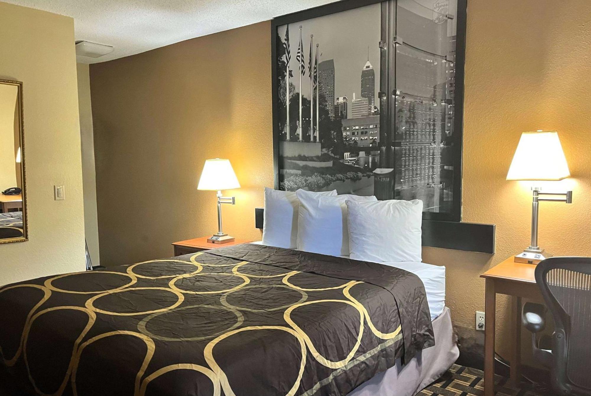 מלון Super 8 By Wyndham Indianapolis/Ne/Castleton Area מראה חיצוני תמונה