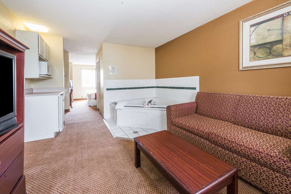 מלון Super 8 By Wyndham Indianapolis/Ne/Castleton Area חדר תמונה