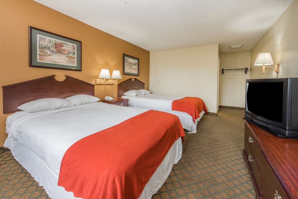 מלון Super 8 By Wyndham Indianapolis/Ne/Castleton Area חדר תמונה