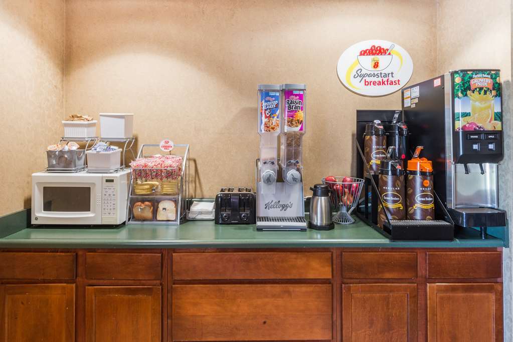 מלון Super 8 By Wyndham Indianapolis/Ne/Castleton Area מתקנים תמונה