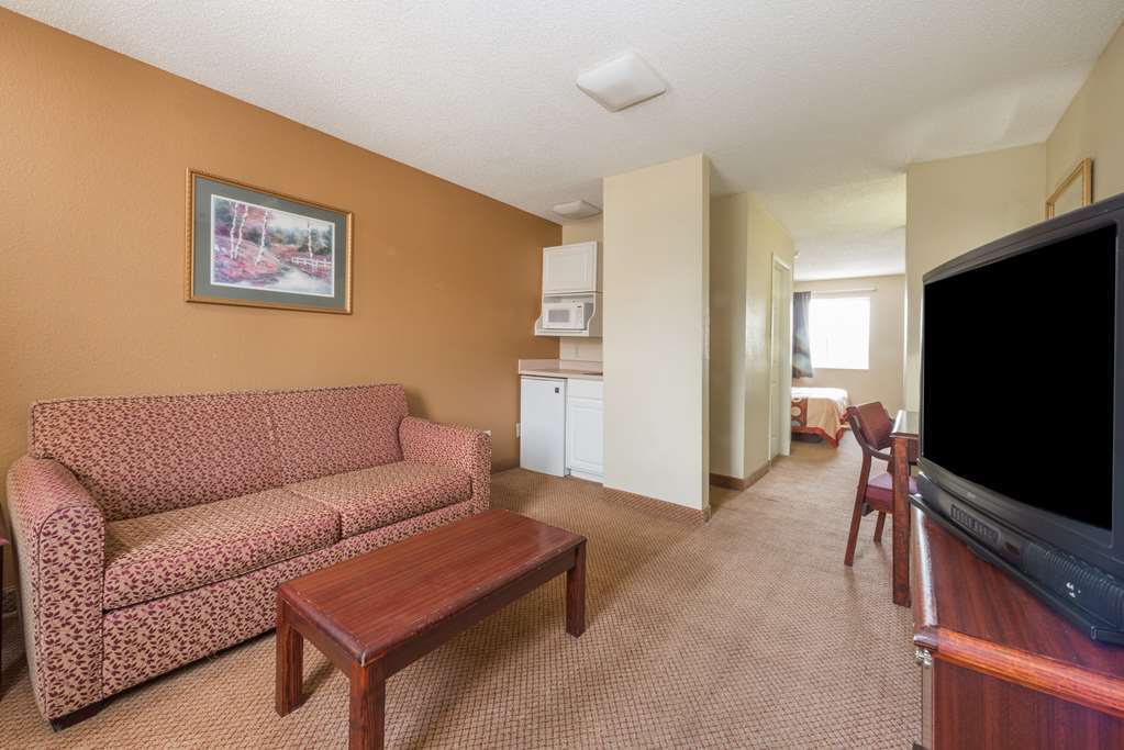 מלון Super 8 By Wyndham Indianapolis/Ne/Castleton Area חדר תמונה