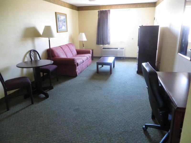 מלון Super 8 By Wyndham Indianapolis/Ne/Castleton Area מראה חיצוני תמונה