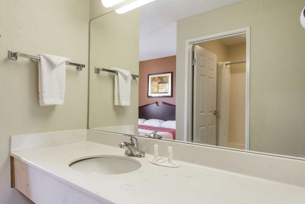 מלון Super 8 By Wyndham Indianapolis/Ne/Castleton Area חדר תמונה